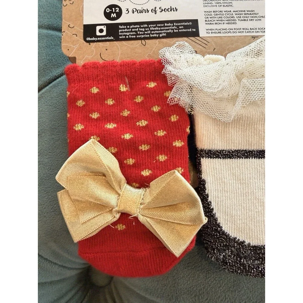 Baby Essentials 4 Pair Socks Assorted Colors 0-12 Months Girls Holiday Christmas